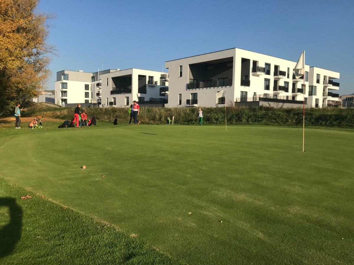 Greenbay Golf Apartments Trenčín Kültér fotó