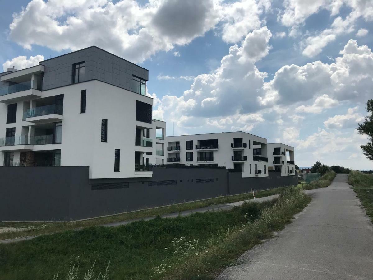 Greenbay Golf Apartments Trenčín Kültér fotó